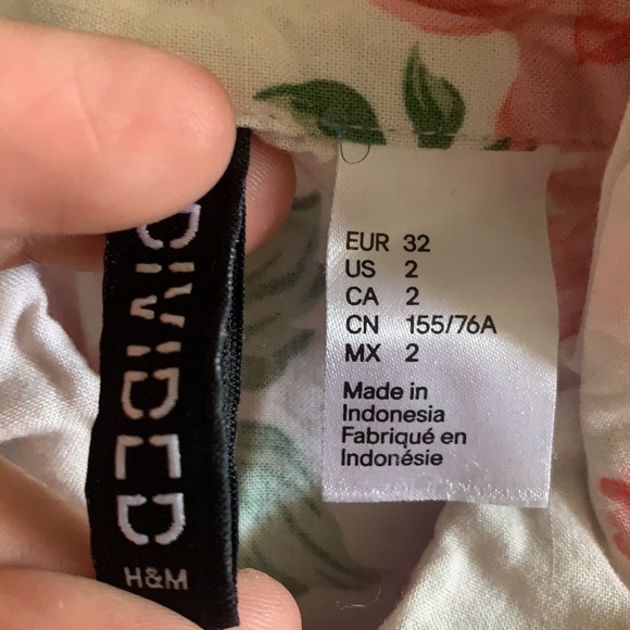 H&M Top - Picture 3 of 3